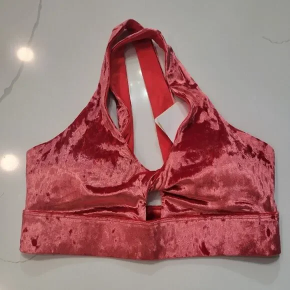 FABLETICS Oasis Crushed Velour Twist Sports Bra S NEW - Picture 3 of 9
